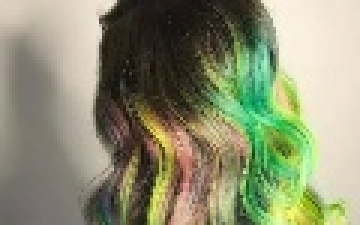 绿色头发:绿色染发颜色大全 非主流绿色头发不要太吸睛